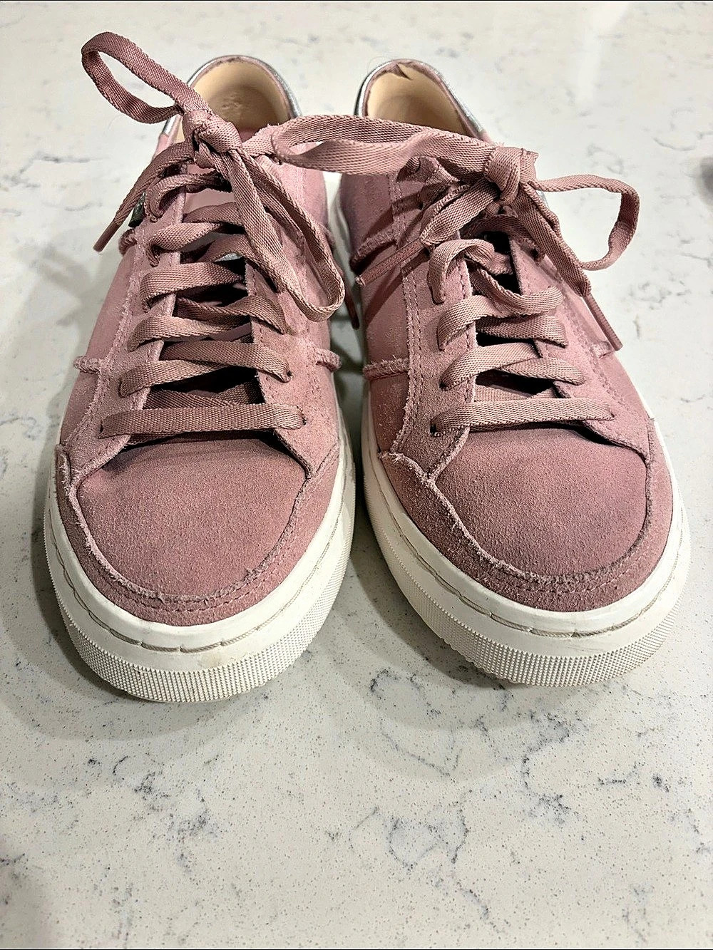 UGG Alameda Lace Suede Sneaker Pink & Silver Sneakers - EUC